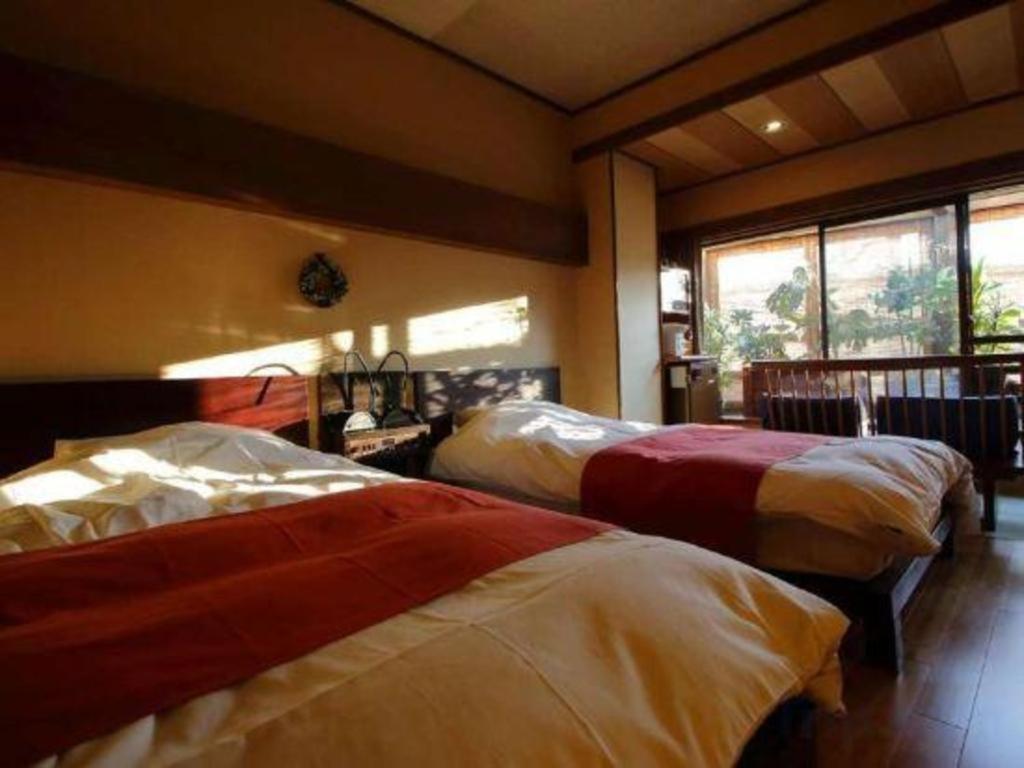 Tsukino Sumika Atami Juraku Hotel Exterior foto