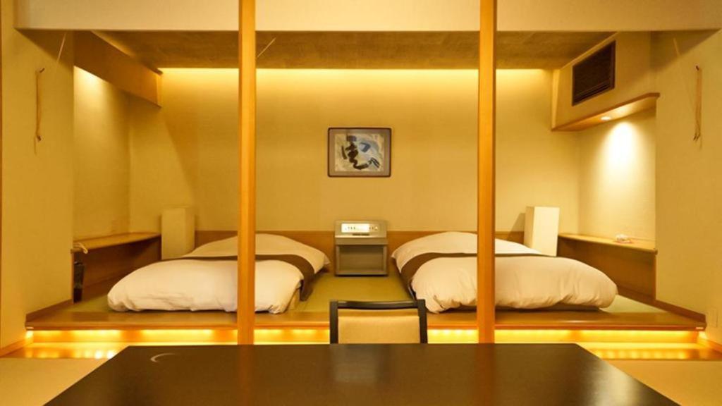 Tsukino Sumika Atami Juraku Hotel Exterior foto