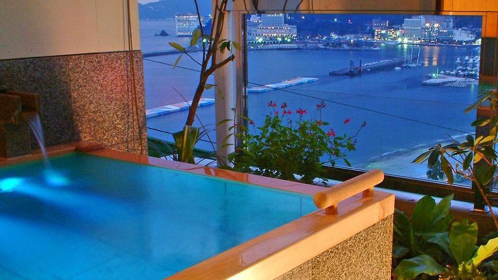 Tsukino Sumika Atami Juraku Hotel Exterior foto