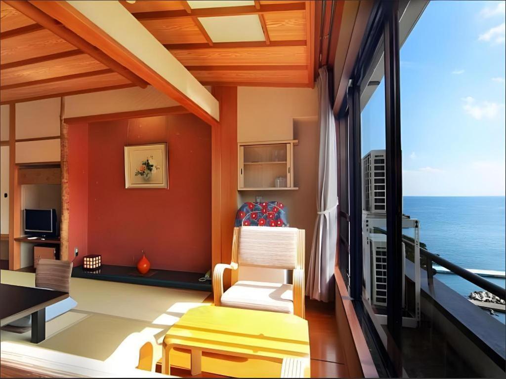 Tsukino Sumika Atami Juraku Hotel Exterior foto